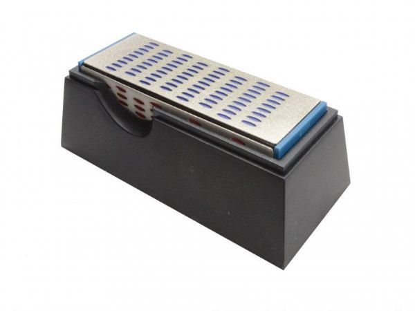 Picture of DIAMOND SHARPENING STONE 4 SIDED
FAI/FULL DIAMOND SHARPENING STONE 4 SIDED
